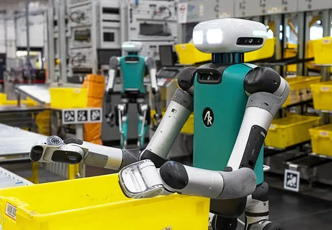 Mercado Libre incorpora robots en sus depósitos para optimizar la logística